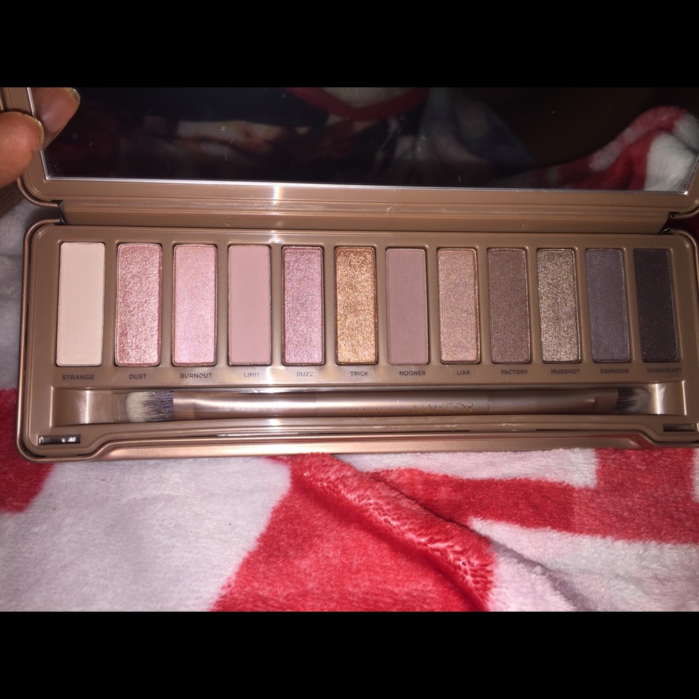 Urban Decay Make Up Palette - Picture 4 of 4